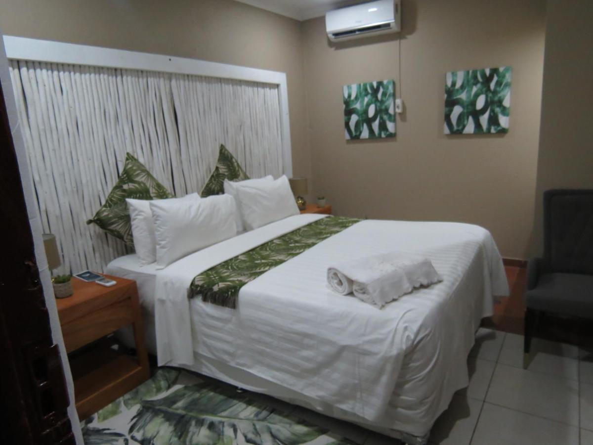 Nkanhi Centro De Conferencias E Hotel 蓬塔杜欧鲁 外观 照片